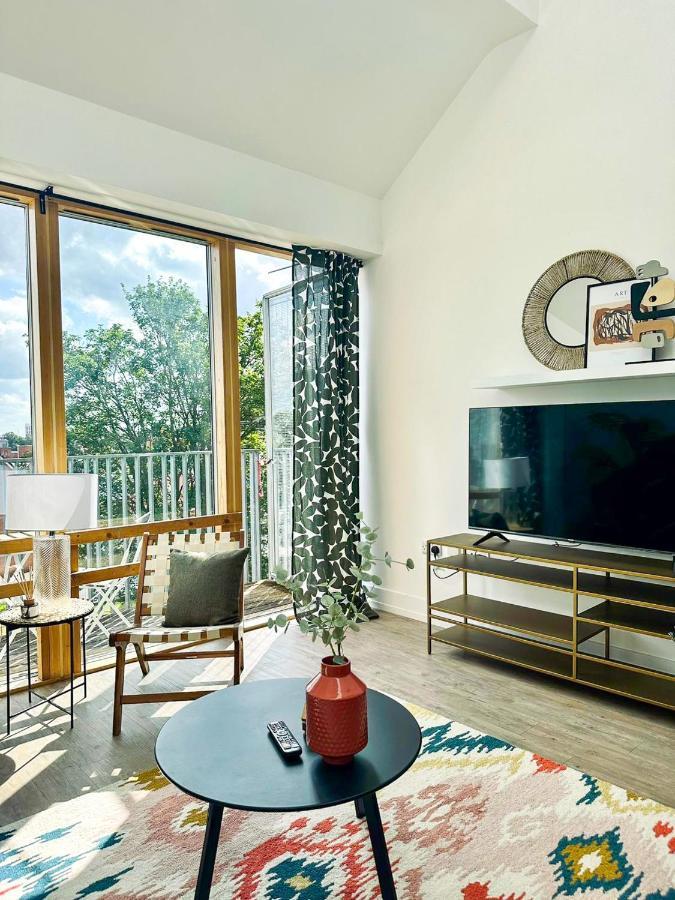 Coventry Large 4-Bed Townhouse By Empower Homes 외부 사진